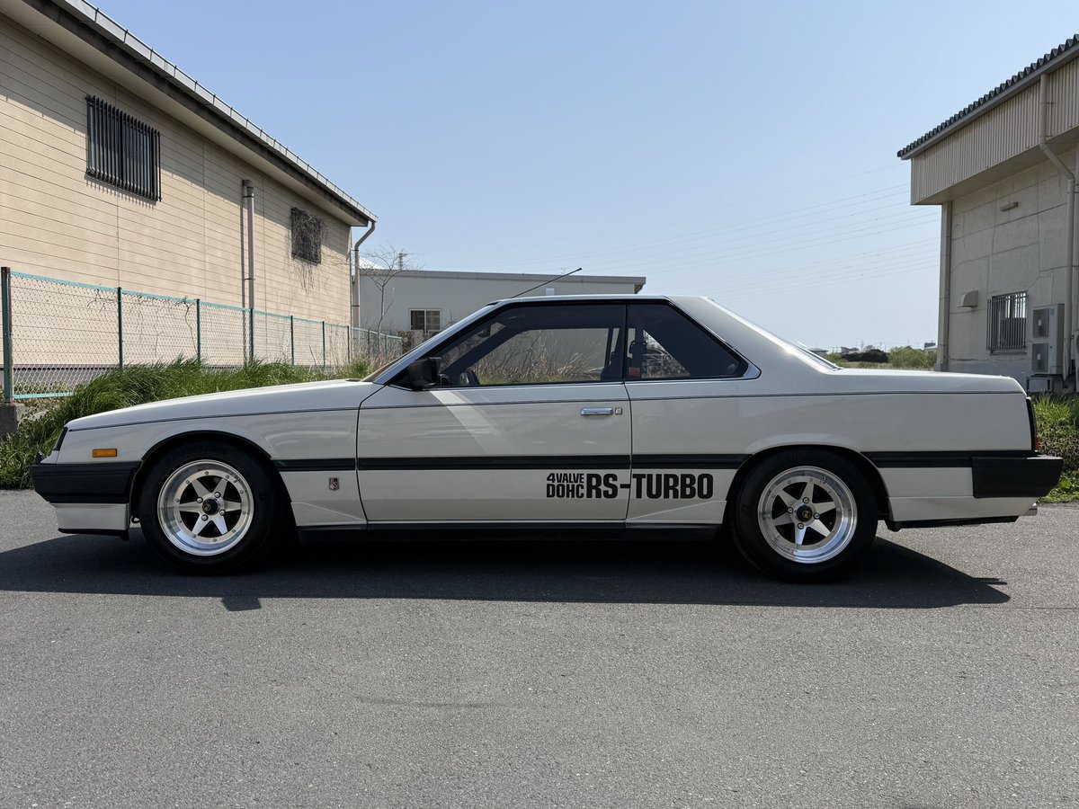 DR30RSX1983's tweet photo. アルミ変えて少し車高落としました！
念願のロンシャン XR-4です！

#DR30 #FJ20 #スカイライン #鉄仮面 #旧車 #ロンシャン 
#XR-4 https://t.co/eROvG9MxBy