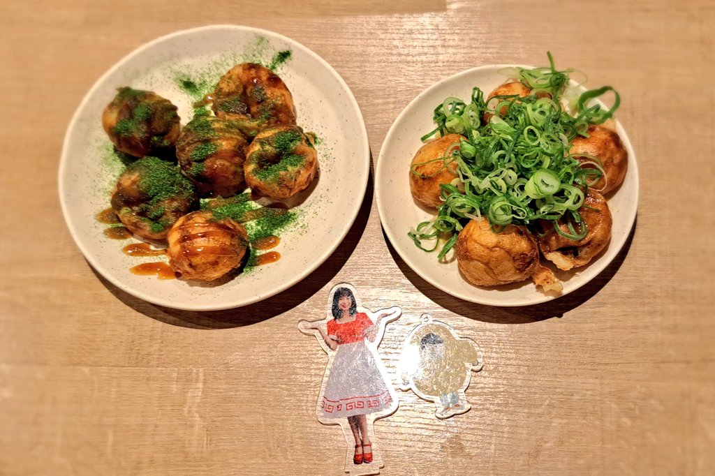 minonoco's tweet image. 大阪着いたよ
好きなたこ焼き屋さんはミナミのほうにいっぱいあるんだけど今日は行かないのです🥹
あべのたこやき #やまちゃん が梅田で食べられて嬉しい
#大阪 #ルクア