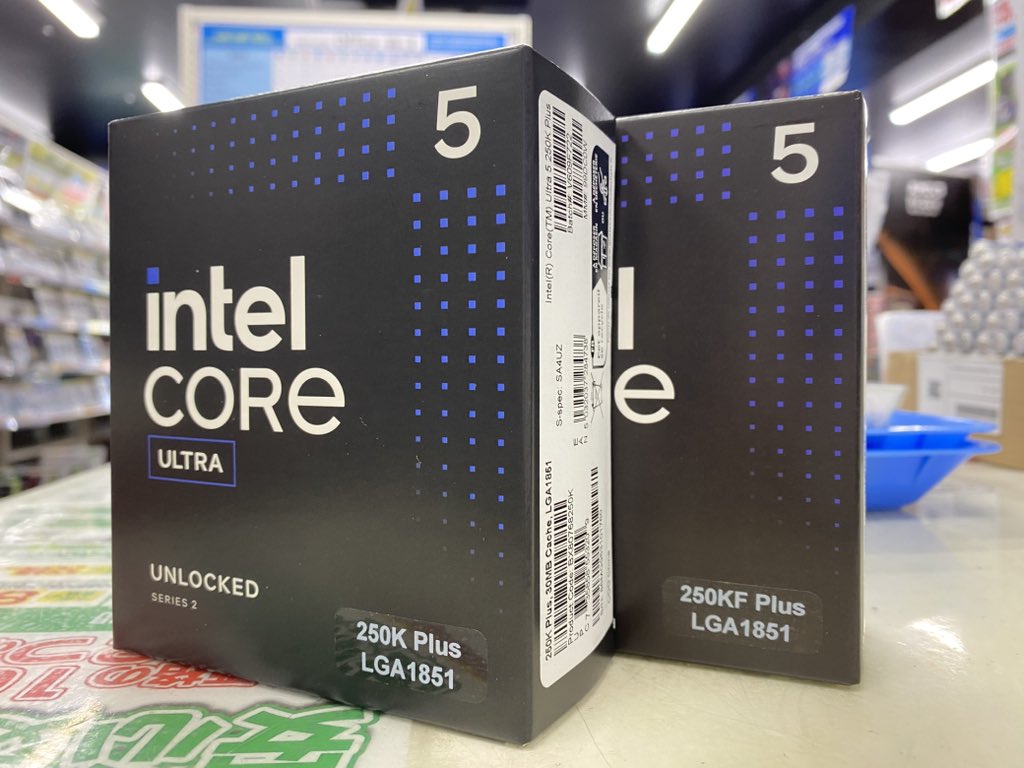 PK_akibahonten's tweet image. 【新発売】
 INTEL Core ULTRA5シリーズ
 ・250K Plus 　販売価格：41,800円 
・250KF Plus 　販売価格：38,800円 
Core Ultraシリーズ待望のスペック帯で 
メモリーの対応ごDDR5-7200まで
アップ しました。
但し在庫僅少ですのでお見逃しなく！
 #intel #CoreULTRA #パソコン工房