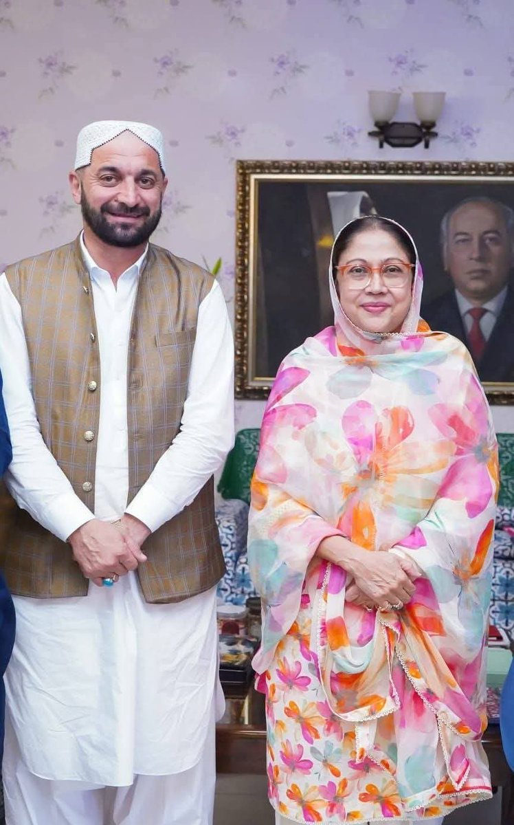 پاکستان پیپلز پارٹی خواتین ونگ کی سربراہ محترمہ فریال ٹالپر صاحبہ کو جنم دن کی دل کی گہرائیوں سے مبارکباد۔
آپ کی سیاسی جدوجہد، قیادت اور پارٹی کے لیے خدمات قابلِ تحسین ہیں
سالگرہ مبارک! 🎂🇱🇾
#HBDAdiFaryalTalpur
<a href="/FaryalTalpurPk/">Faryal Talpur</a>
ایم پی اے 
<a href="/aliahmed_ppp/">Ali Ahmed Jan</a> 
علی احمد جان