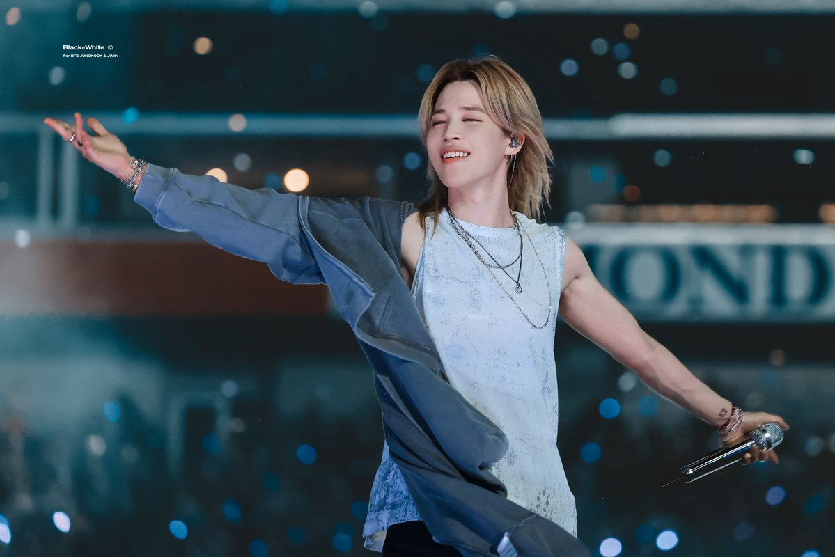 BLACK N WHITE tweet media