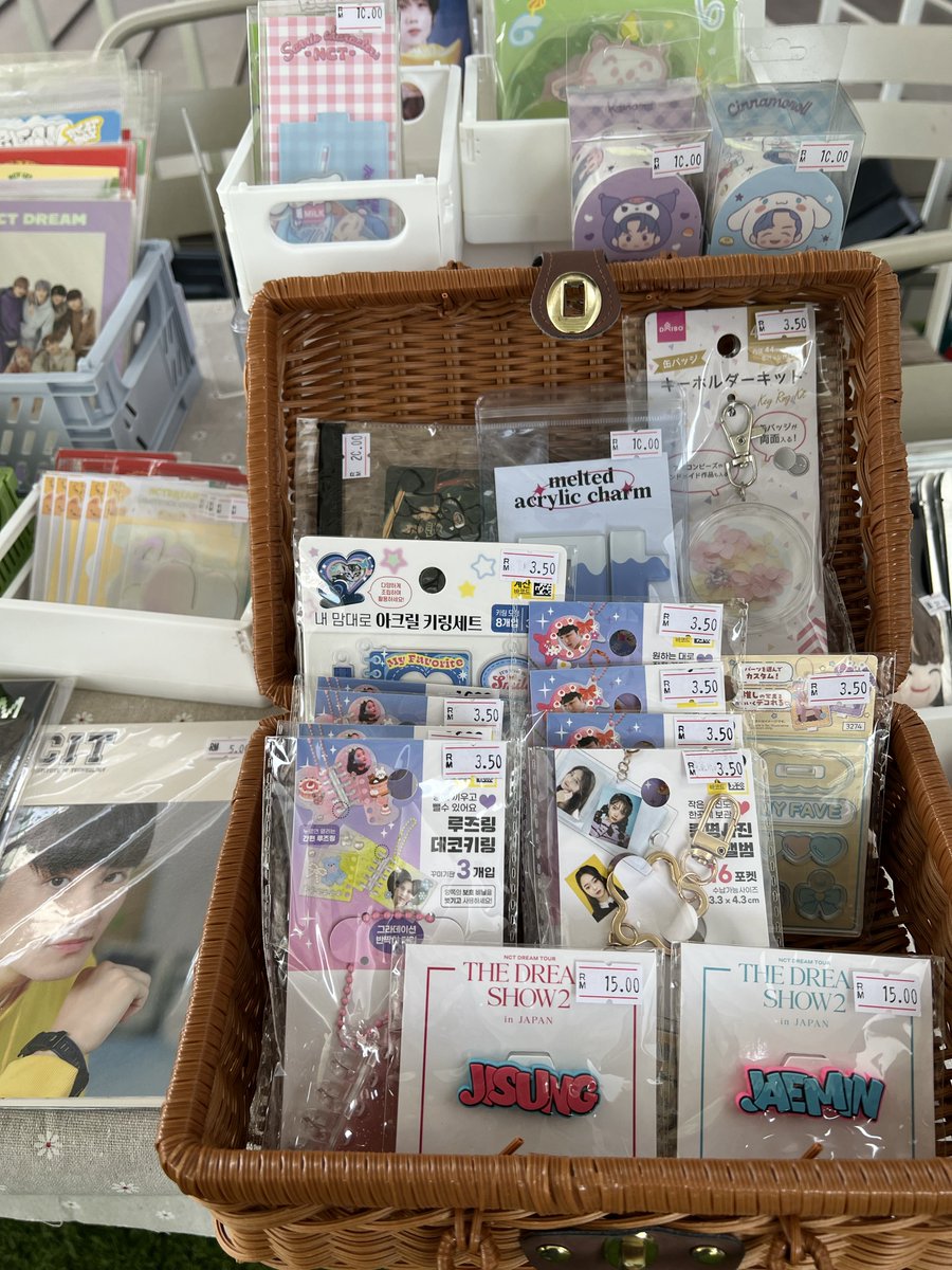 💚🤍 tweet media