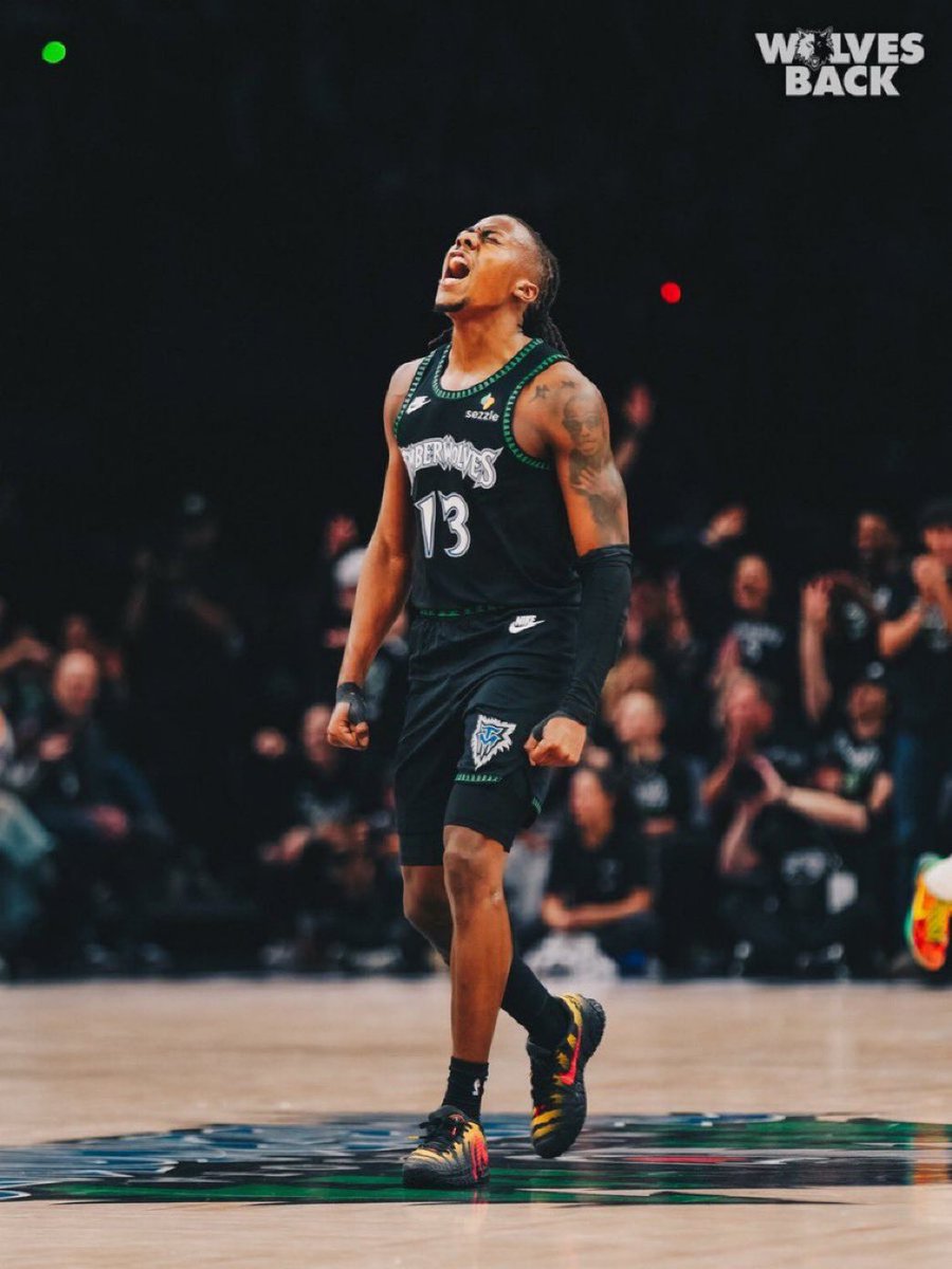 Wolves Lead tweet media