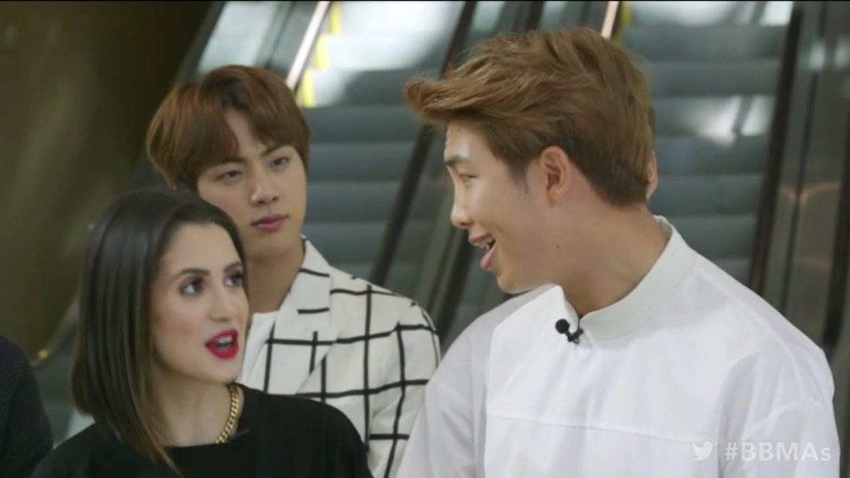 min zoya ⊙⊝⊜🪭 tweet media