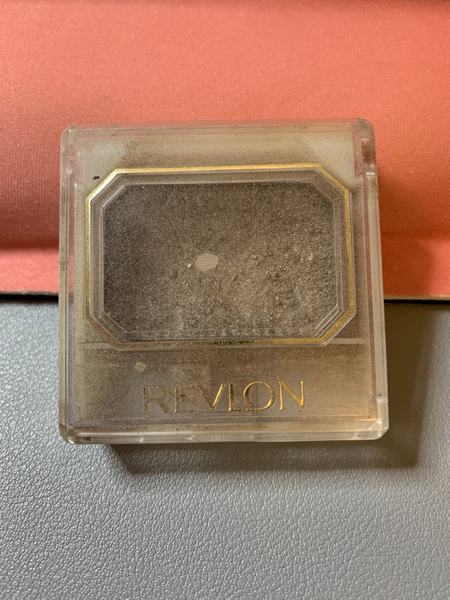 RenDelChi's tweet photo. @MUFFlNP0NY I uhm... still have one of mine.  :O  Revlon Custom Eyes Softfrost in Taupe Star. https://t.co/H3kPihUG9q