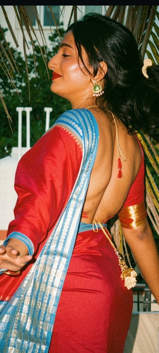 Mallu153022's tweet image. Poojaa🥵🥵🥵🥵

Shhh aaanhhh💦💦🥵🥵

Mallu insta queen 🫦

#mallu #Instagram #navel