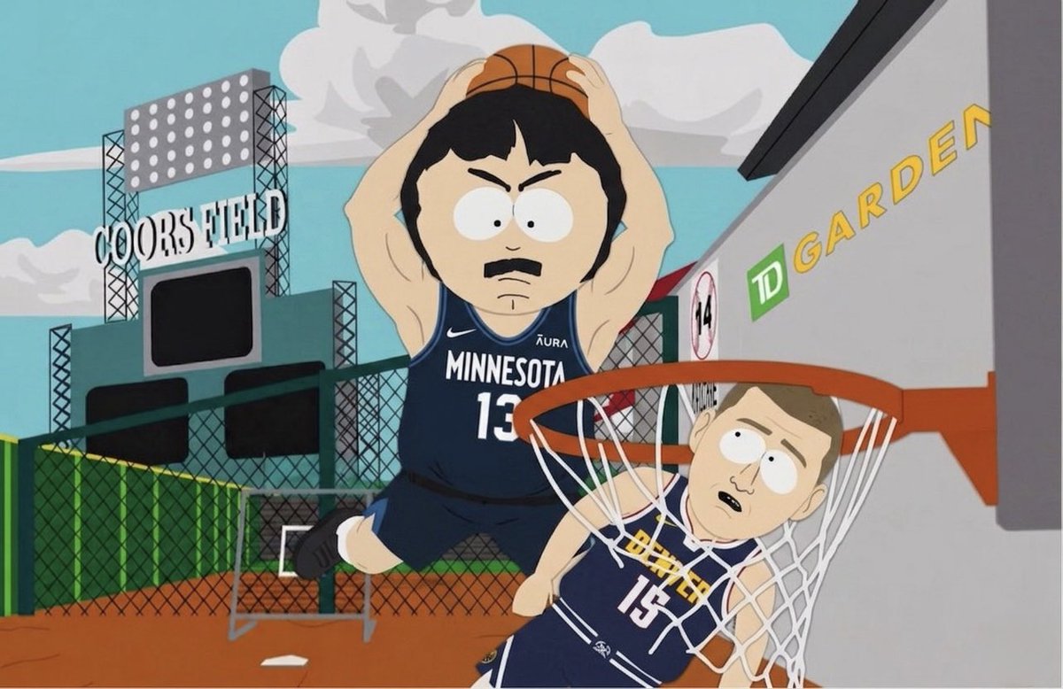 MSPAthletics's tweet image. 43 points from Ayo #WolvesBack