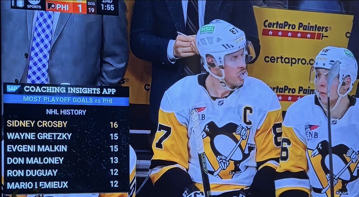 412724softball tweet media