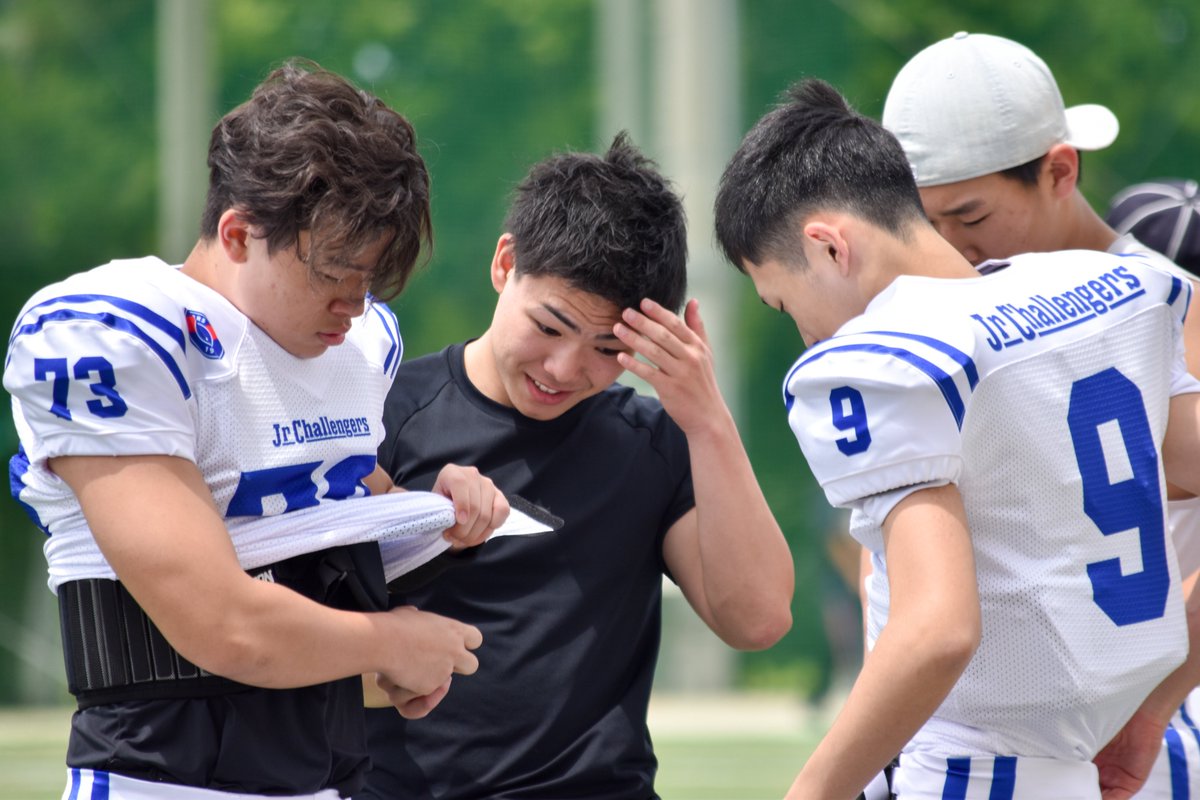 footballstore55's tweet photo. 【高校】兵庫県大会準決勝
関西学院―ジュニアチャレンジャーズ
13時キックオフ
＃アメフト https://t.co/YCEUbwpSwU