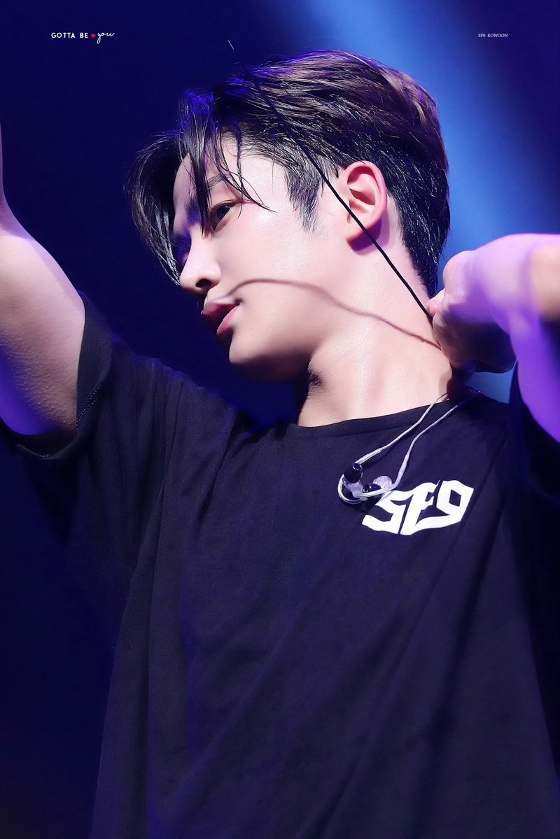 爱云云 tweet media