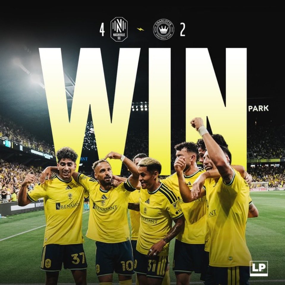 Mlszonefr's tweet image. ✅ Nashville 4-2 Charlotte FC
⚽ NSH : Mukhtar 19’ • Qasem 25’ • Surridge 60’ • Surridge 74’ 🔥
⚽ CLT : Agyemang 42’ • Biel 68’
Surridge s’offre un doublé en 2e mi-temps et Nashville écrase Charlotte 💛⚫
7-1-1, les Boys sont en feu cette saison 🚀
#NashvilleSC #CharlotteFC
