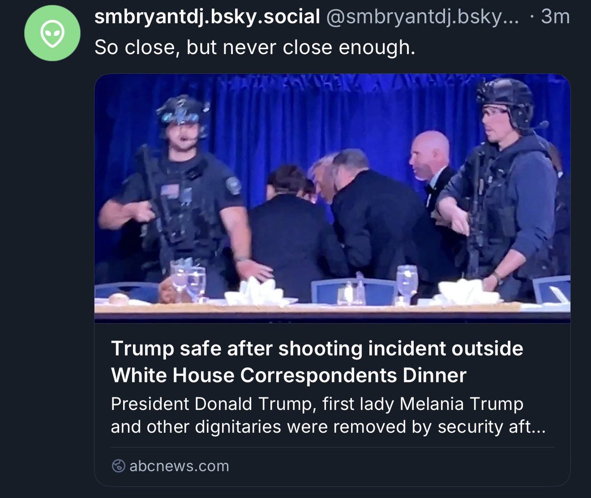 R.C. Maxwell 🇺🇸 tweet media