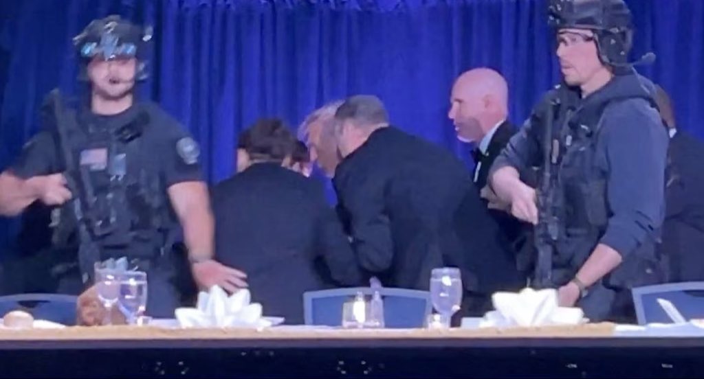 Annie Jacobsen tweet media