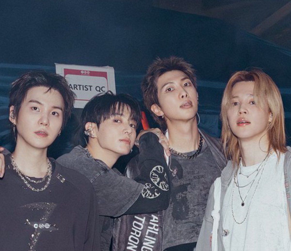 bts cafe⁷ tweet media