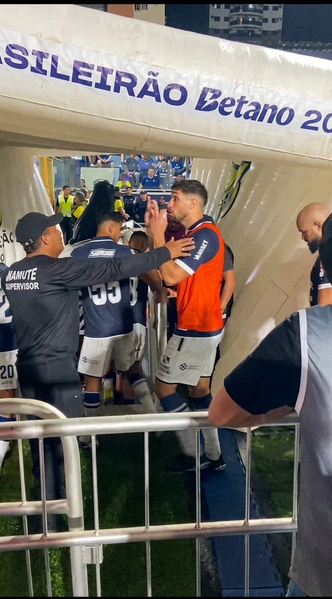 Luska tweet media