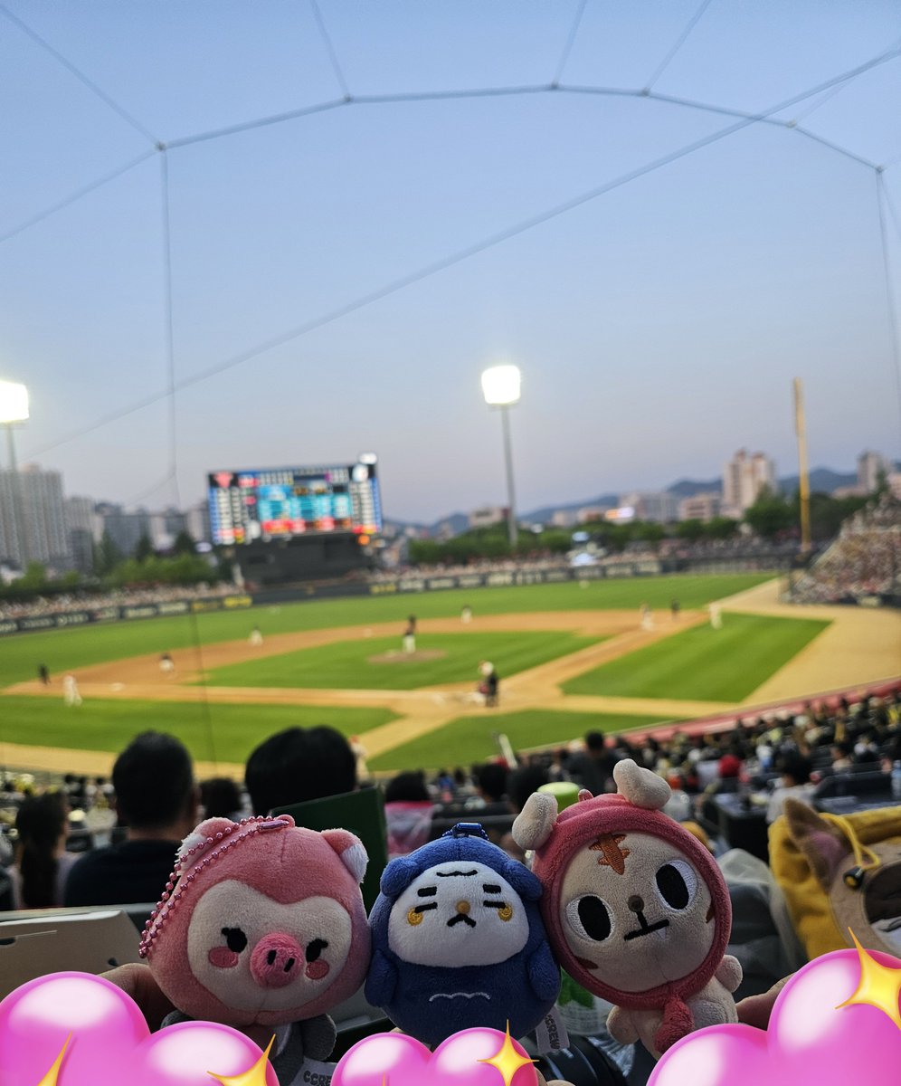 threeforest_'s tweet photo. 어제 너어어어무 재밋었다요 https://t.co/Prmh2fOVoh