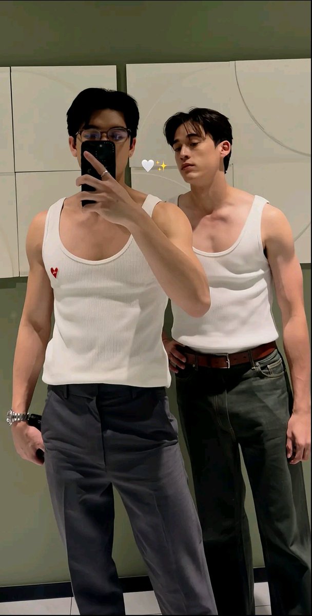 🌷Lana tweet media