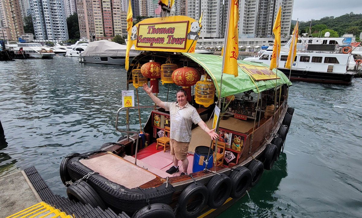 SeanBSanto's tweet photo. The last of my time in Hong Kong was spent on boats, in fish markets, and seeing as much of the city as possible before heading home. https://t.co/zicPUdt2GE