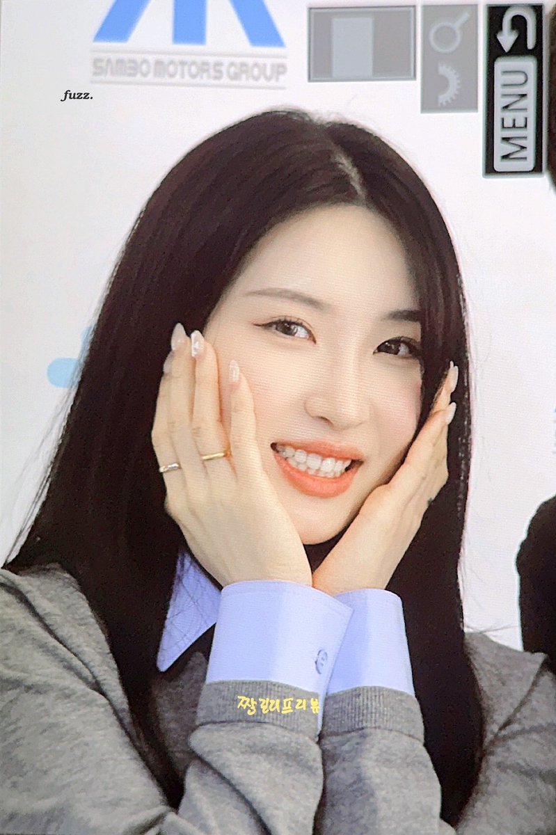 fuzzgilli's tweet photo. 260426 한국 빙상의 날 #김길리 #쇼트트랙

애교쟁이❤️ https://t.co/UjqKsQRV6W