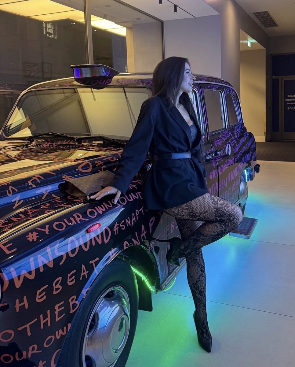 madisonhowesx's tweet photo. 🚕 https://t.co/HaBeZ8qNs5