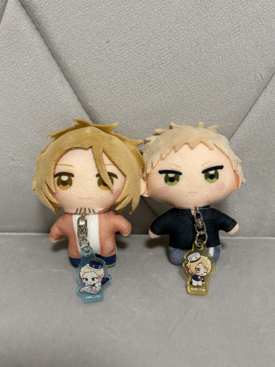 お迎えしたよー
チャームをネックレス…に見えるかな😂
とにかく可愛いです！！