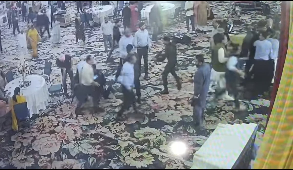 Mohit Kandhari tweet media