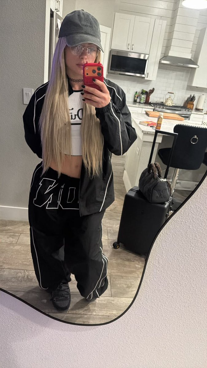 Liv Morgan tweet media