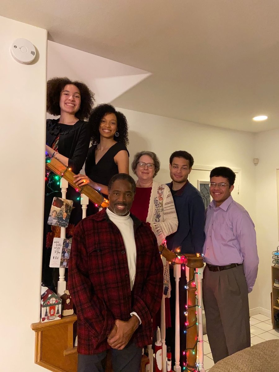 @com1cbook tweet media