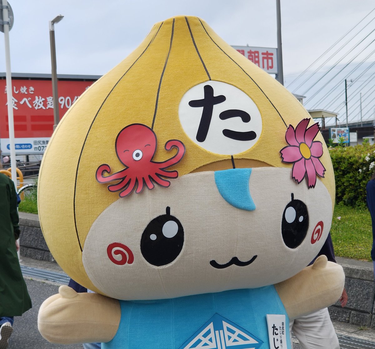 combat_echigoya's tweet photo. なんかいた(笑。

#たじりっち　#ミャクミャク様 https://t.co/A83SCRiIl1