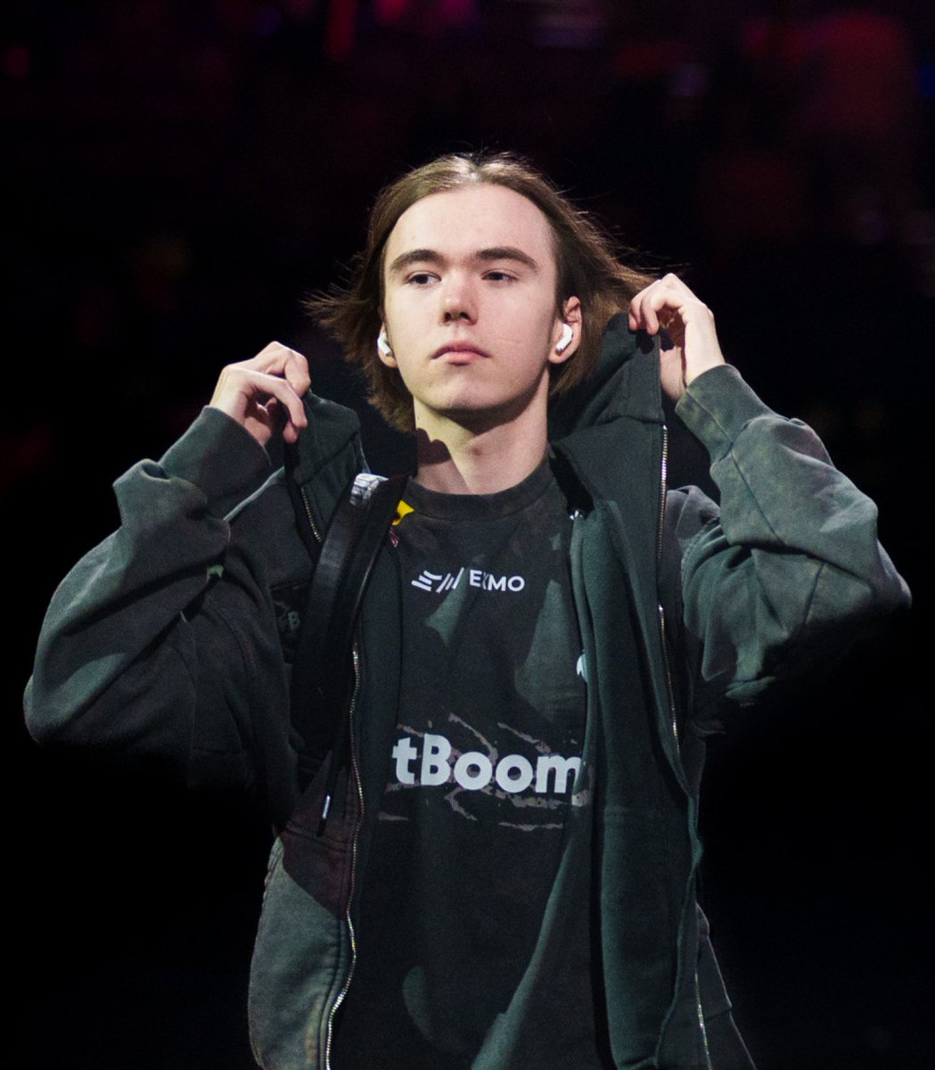 CS2News_EN's tweet image. ‼️ donk is #1 on FACEIT — 3,935 elo after finishing his placement matches.

9-1 in placements… The only loss was 49/28 K/D