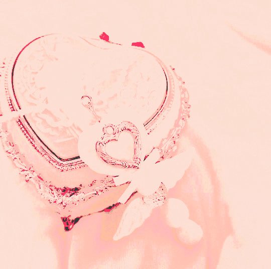 . . ᴀʟɪᴄᴇ ᴀɴɢᴇʟ tweet media