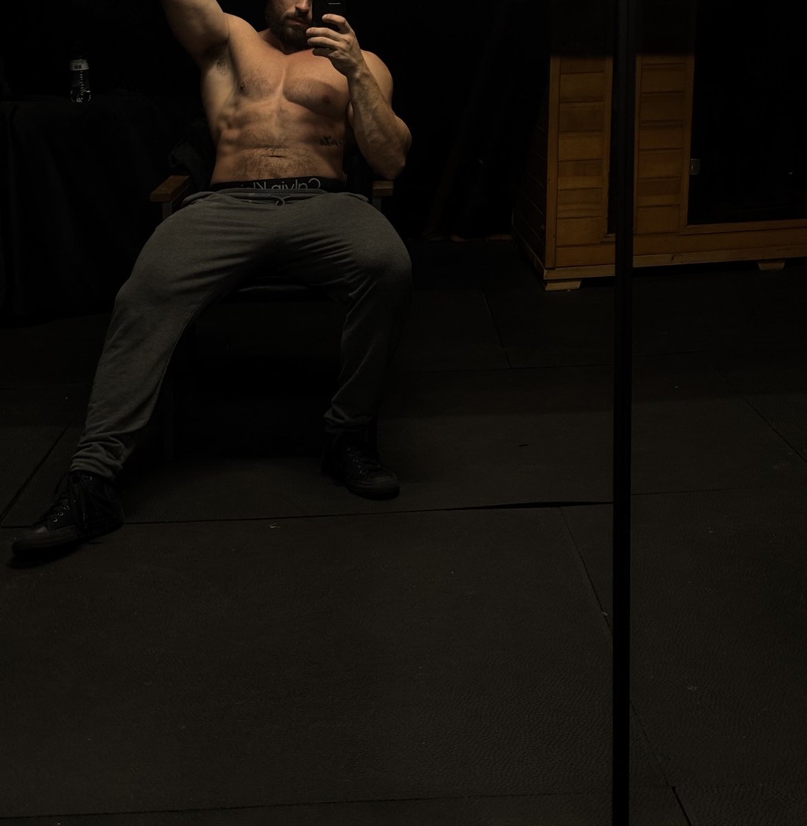 DomCross__'s tweet photo. Come here.. help me with something.. #MaleNSFW #MenStyle, #MensFashion, #Model, #Fitness, and #ContentCreator #LinkInBio / #DMForLink #Fansly
#InstaMuscle, #MaleNude, #nudemuscle, #HotMenl https://t.co/d6LSb0NTSC