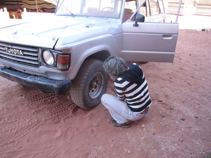 Timothy_Hughes's tweet image. The Five-Dollar Detour: A Bedouin Send-off by @Timothy_Hughes buff.ly/b6soEls @DLAIgnite #SocialSelling #DigitalSelling #Sales #SalesTips #SalesLeader #Salesforce #SalesEnablement #Marketing #Leadership #ArtificialIntelligence #Travel