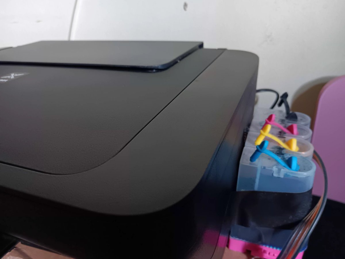 Blue sky tweet media