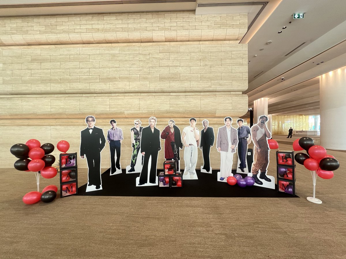 GOZZIP97คุณแม่พัดแดงของคุณแบมแบม tweet media