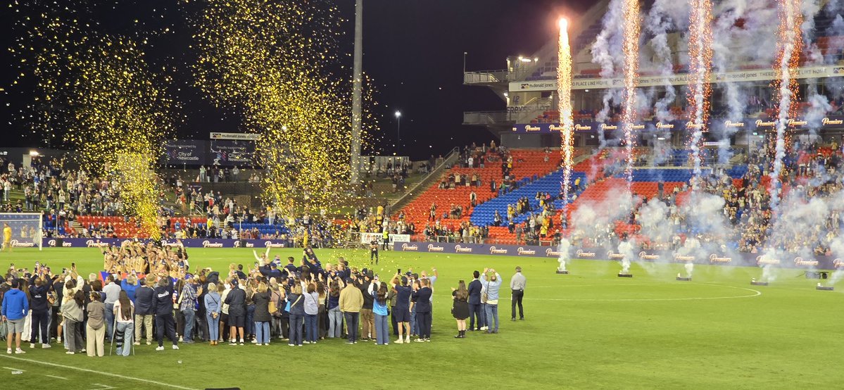 The Jetstream tweet media