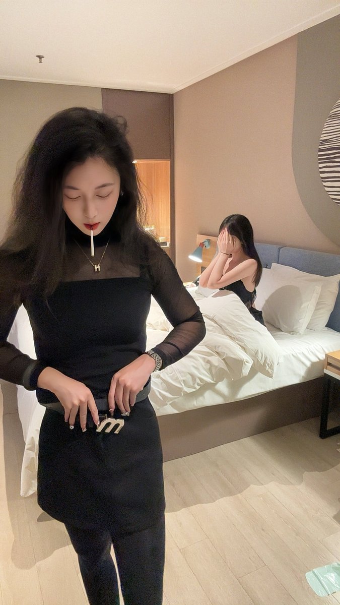 抱歉，伤害女生的事我做不到