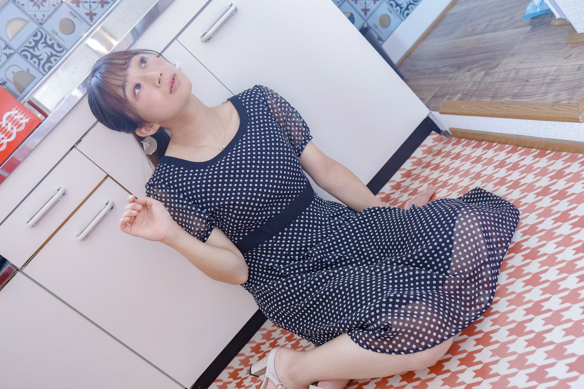 umigamecamera's tweet photo. キッチン

モデル：陽菜 さん @hina_ptrm
スタジオ：レモネードレトロ さん @_studiolemonade https://t.co/WqUsK78yv3