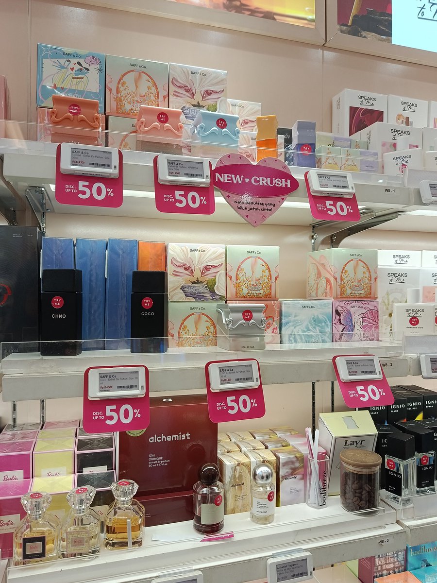 spillbyputs tweet media