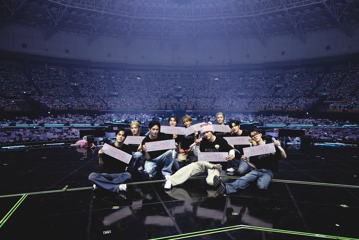 kevin moon tweet media