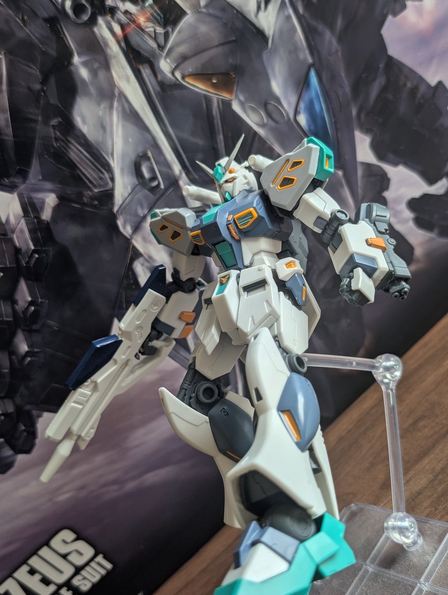 Moca22164650's tweet photo. 量産型νガンダムこれは流石と言うべきか.....シールを使ってても全然気にならない程の出来だぞ！単体で売って欲しいレベル✨
 #ガンプラ https://t.co/8gwPRtxl1n