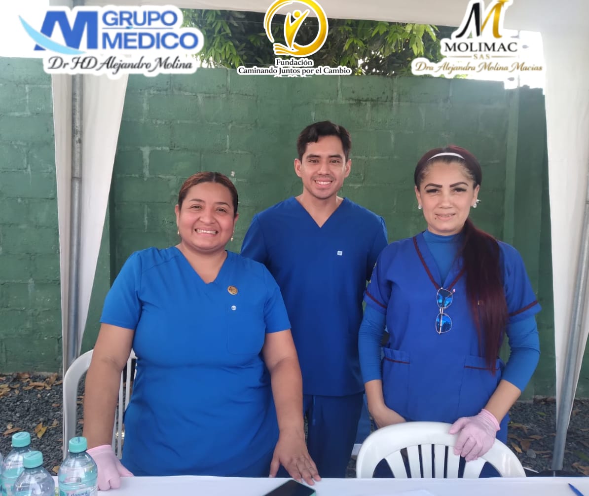 caminajuntos_ec's tweet image. Durante la reciente feria de salud, la Fundación Caminando Juntos por el Cambio Sira Macías, junto a ClinicFit, compartió con la comunidad una jornada dedicada al bienestar integral y la orientación preventiva para quienes asistieron a este espacio✨👥
#salud #fundacion #fyp