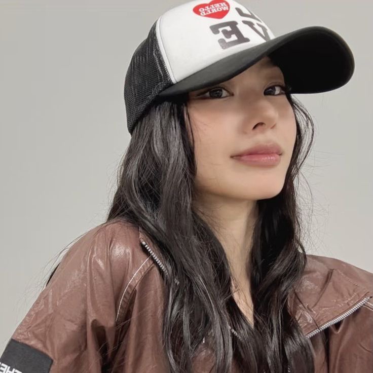 ali 🫟 tweet media