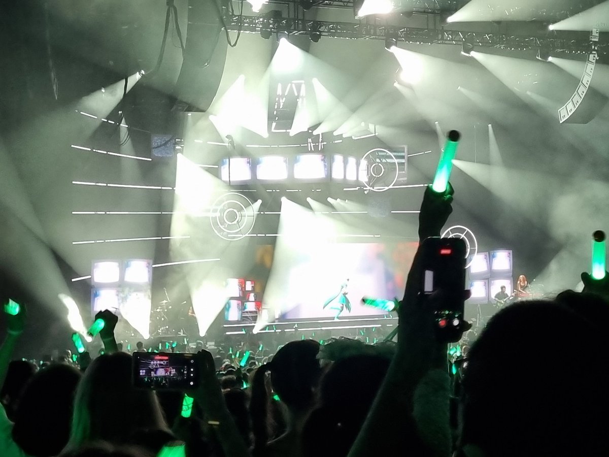 shobon @ MIKU EXPO LA '26 tweet media