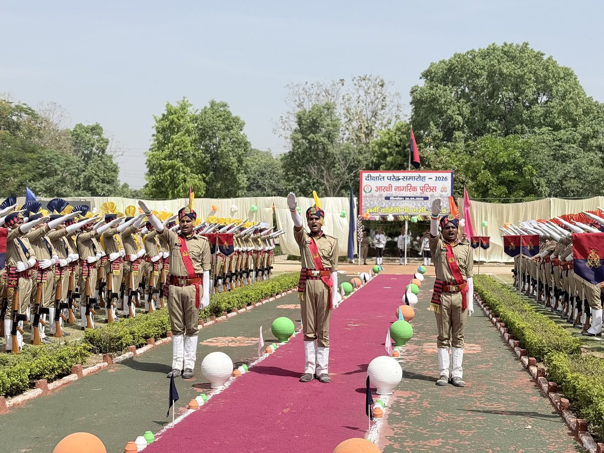 co44pacup's tweet photo. सुरक्षा आपकी संकल्प हमारा 
#uppolice #uppolicepop https://t.co/7hbFlpWt35