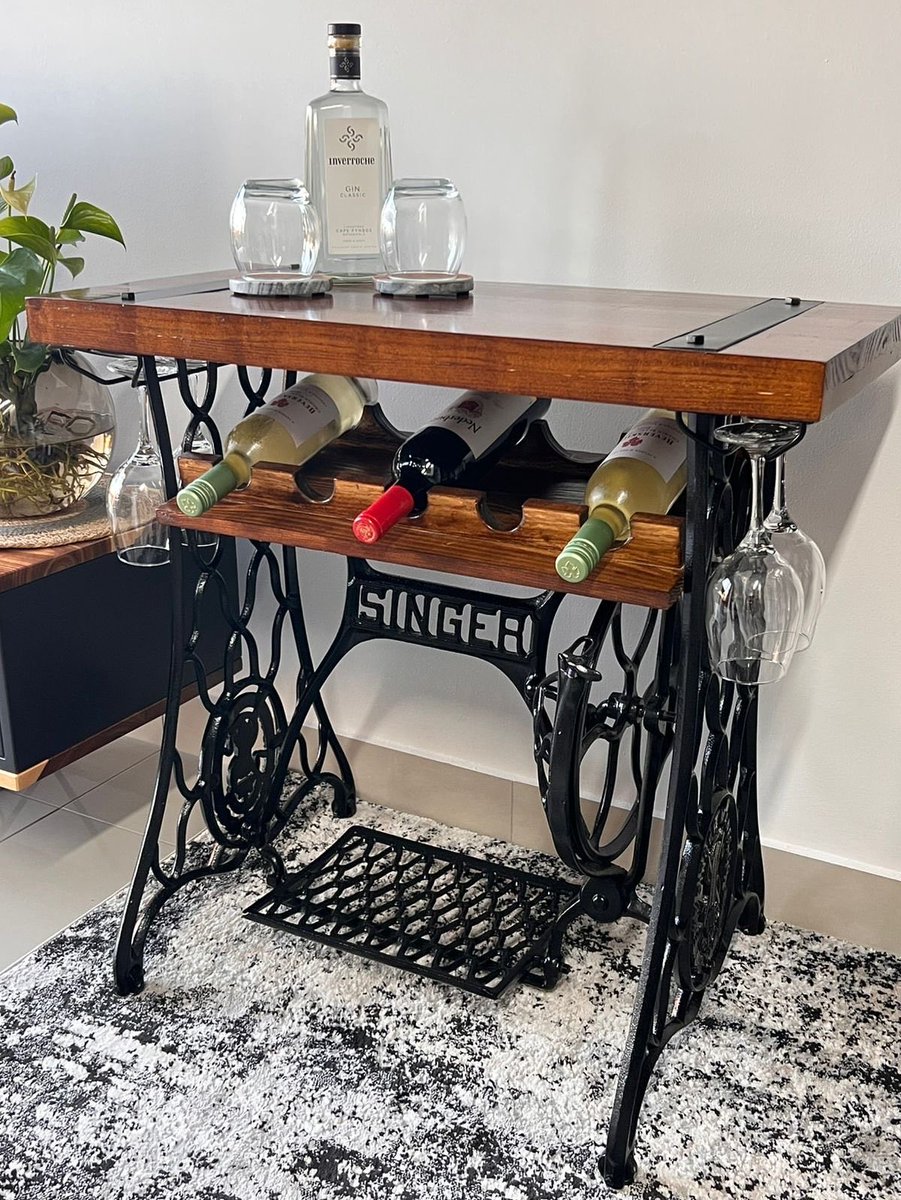 PilloleRoma's tweet image. Quasi quasi modifico quella di mia madre….
#Singer