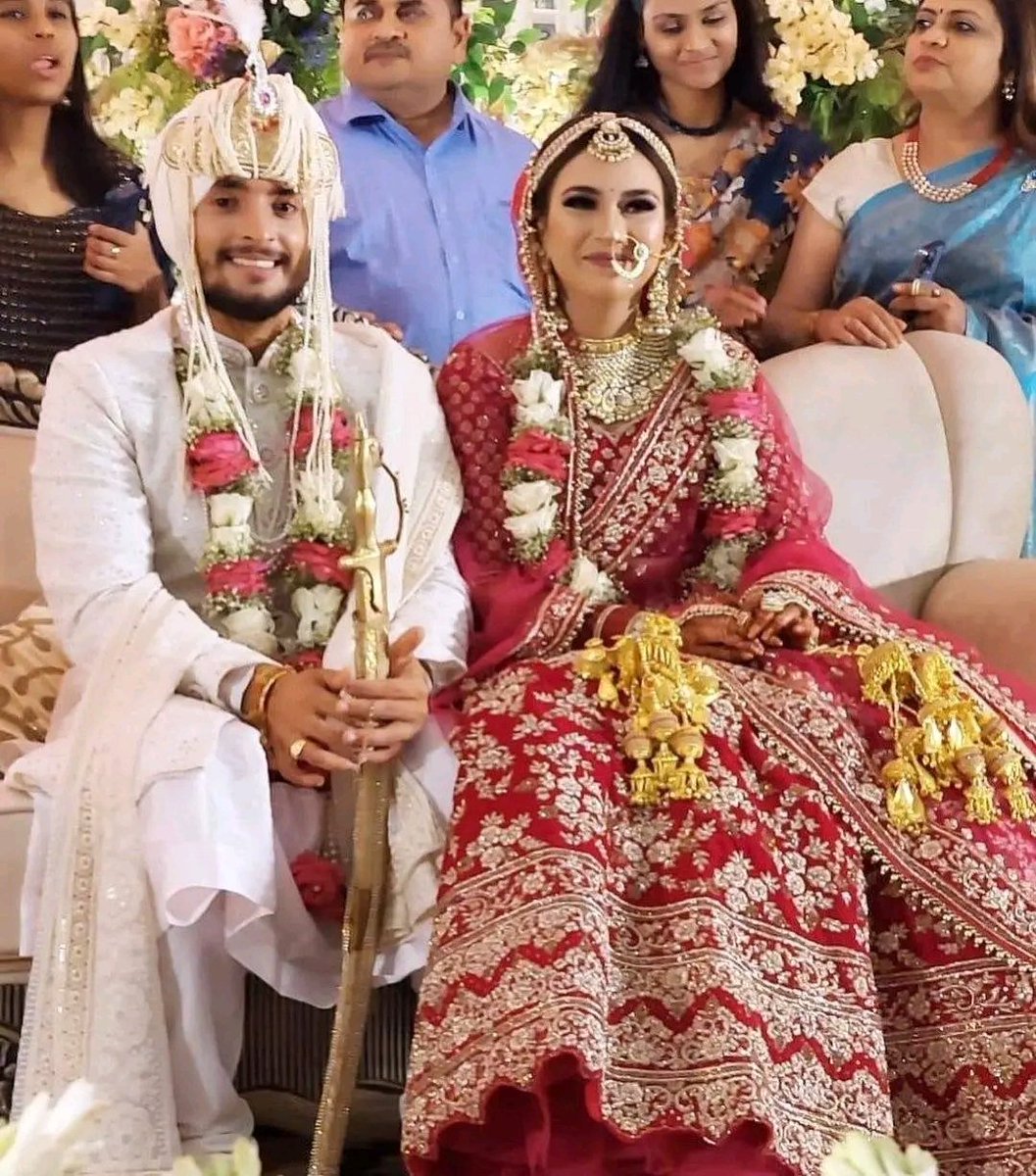 suryaka96102572's tweet image. 121:** Saniya Yusuf with Raunak Singh ✨
 122:** Shahnaz Begum with Naba Gopal Roy 💖
 123:** Shahnaz with Gaurav 🌹
 124:** Shirin Latif with Nikhil Bhullar 🧿
 Choosing to live life on your own terms is the greatest freedom! 🕊️💯 #LoveFreedom