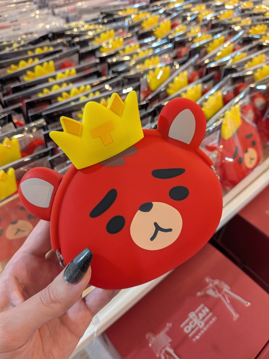 東方神起 20th Anniversary RED OCEAN POP-UP】 📍場所：#ツリー