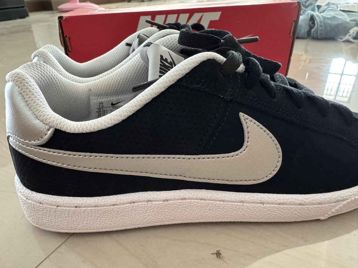 ilymorenaja's tweet photo. #ส่งต่อรองเท้าNike ไซส์ผู้หญิง 5 uk (24.5 ซม.) ซื้อมาผิดไซส์ ใส่แล���วหลว��ค่ะ😭 ใหม่ๆเลย ทักมาดูก่อนได้ค่ะ
ราคา 800 ส่งฟรีค่ะ
#ส่งต่อเสื้อผ้า #ส่งต่อรองเท้า #รองเท้ามือสอง #nikeมือสอง #ส่งต่อเครื่องสำอางมือสอง #รองเท้าผ้าใบมือสอง #ส่งต่อกางเกง
#ส่งต่อน้ำหอม https://t.co/dmkaLYrVQe