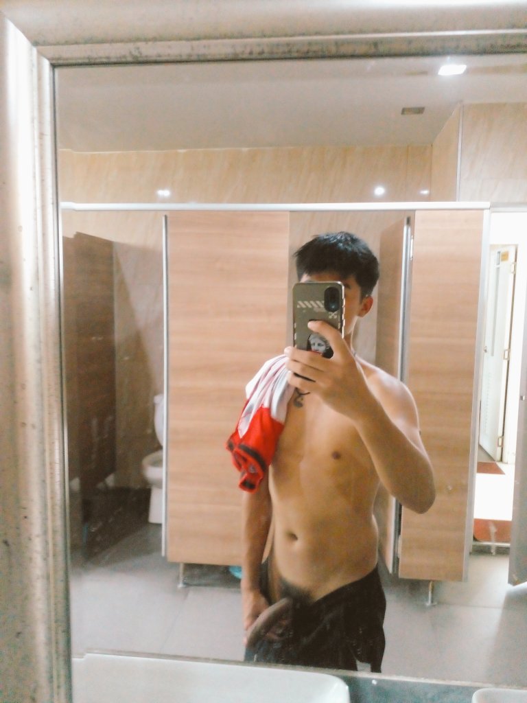 Ýàúñĝ ñéè 🇲🇲🇹🇭🍆💦 tweet media